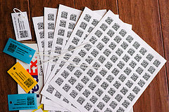 qr code labels and tags